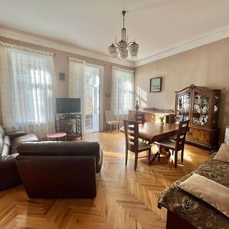 Apartment Down Town Group Tbilisi Zewnętrze zdjęcie