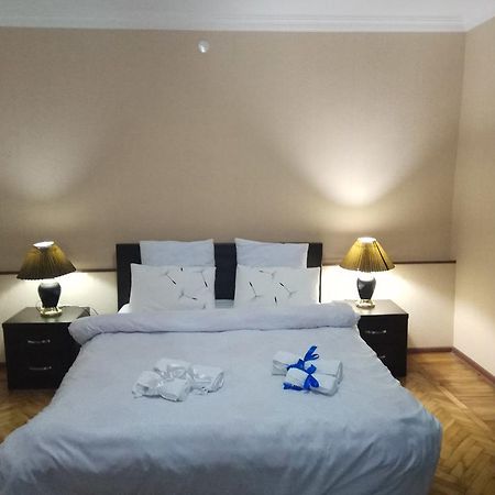 Apartment Down Town Group Tbilisi Zewnętrze zdjęcie